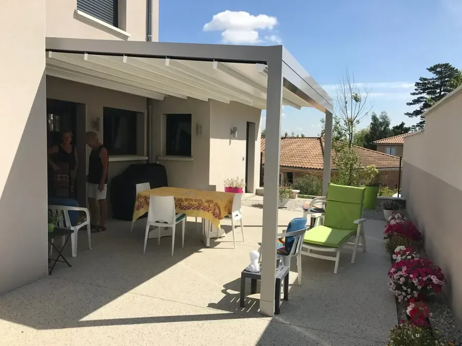 Pergola Bioclimatique - Lyon - photo 2