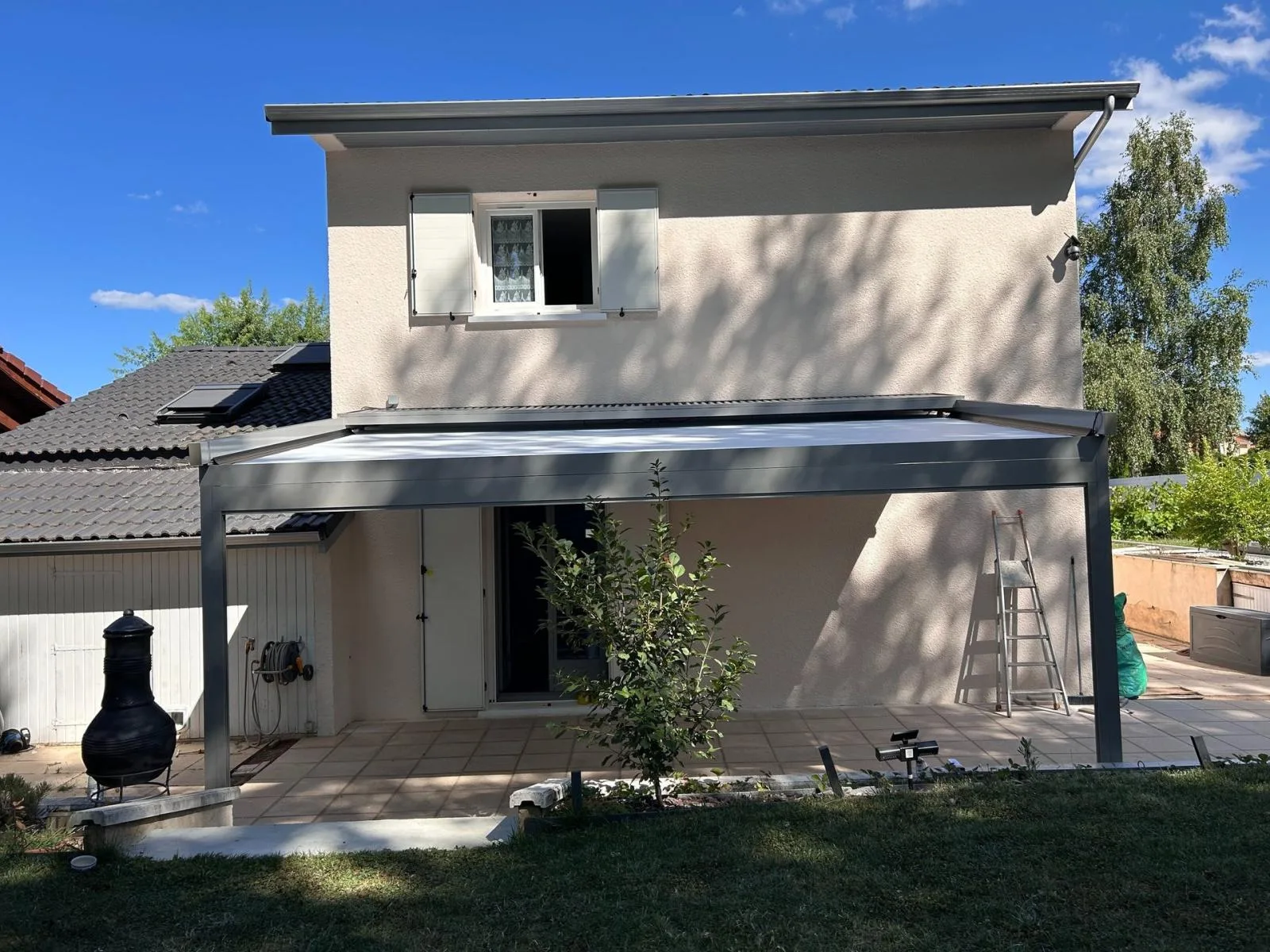 Réalisation pergola bioclimatique sur mesure 13