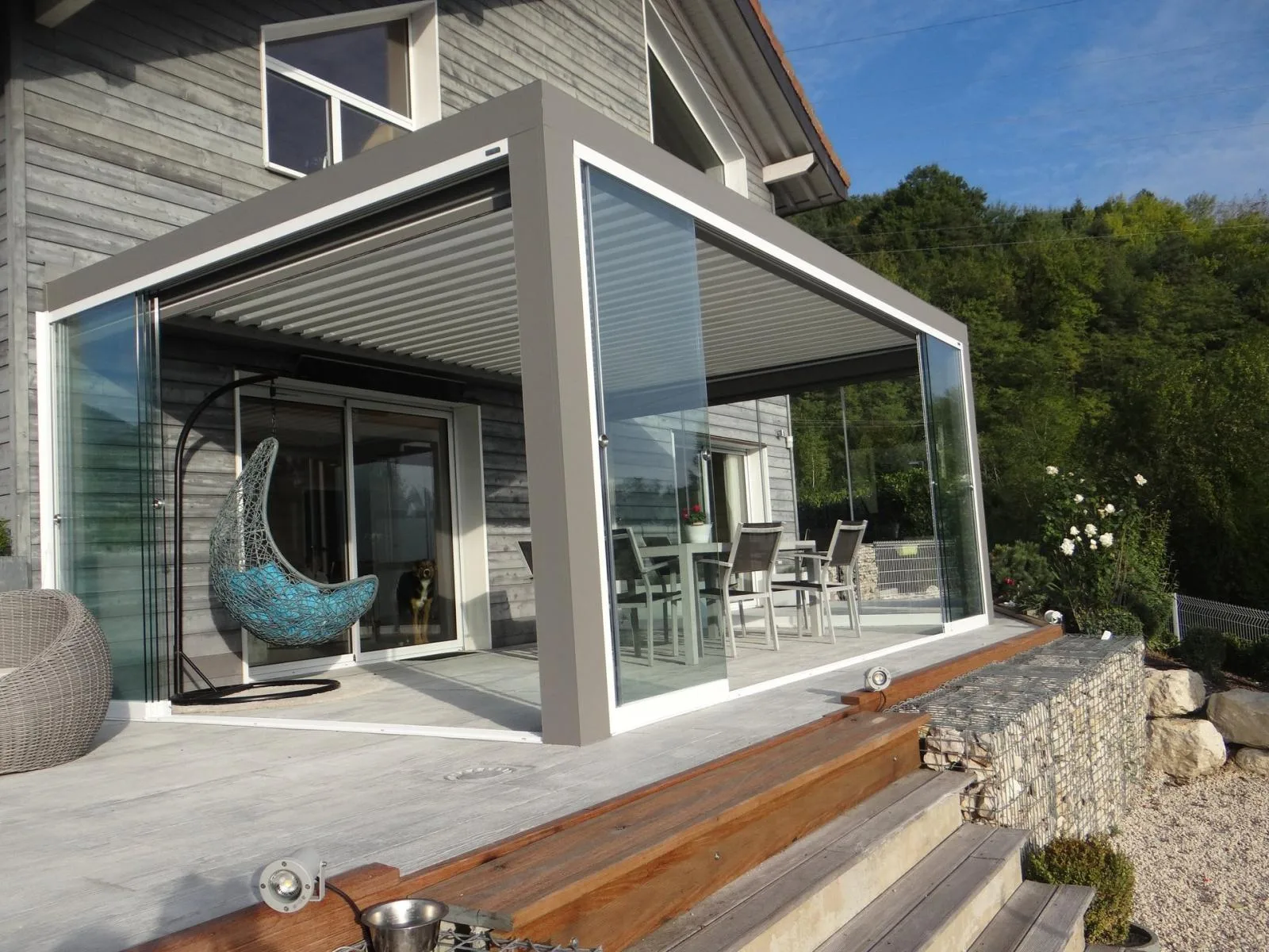 Réalisation pergola bioclimatique sur mesure 23